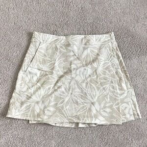 Ripskirt Hawaii Cream Leaf Print Mini Skirt